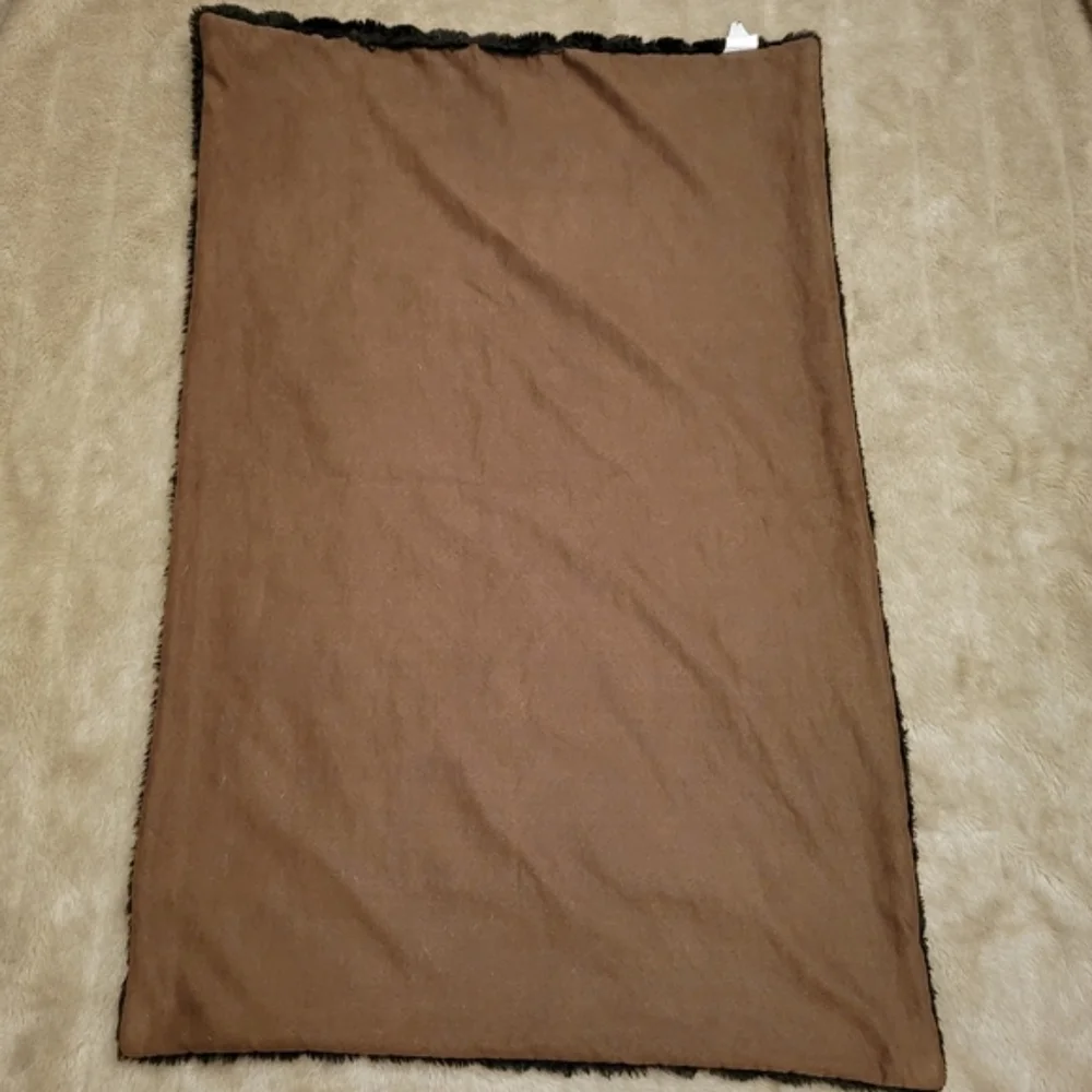 Chooty Taline Faux Fur Blanket for pets, 26 by 40-Inch